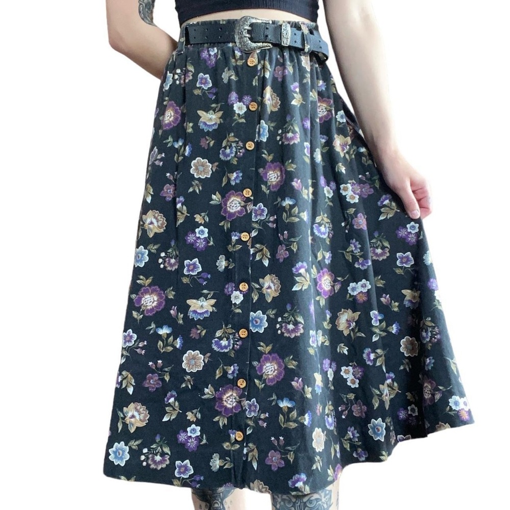 Vintage 90s White Stag Midi Pleated Black Floral Skirt with Belt Loops Size L